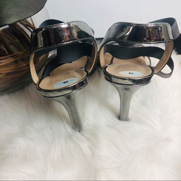 Ann Marino by Bettye Muller Daphne Strappy Sandals - Picture 4 of 7